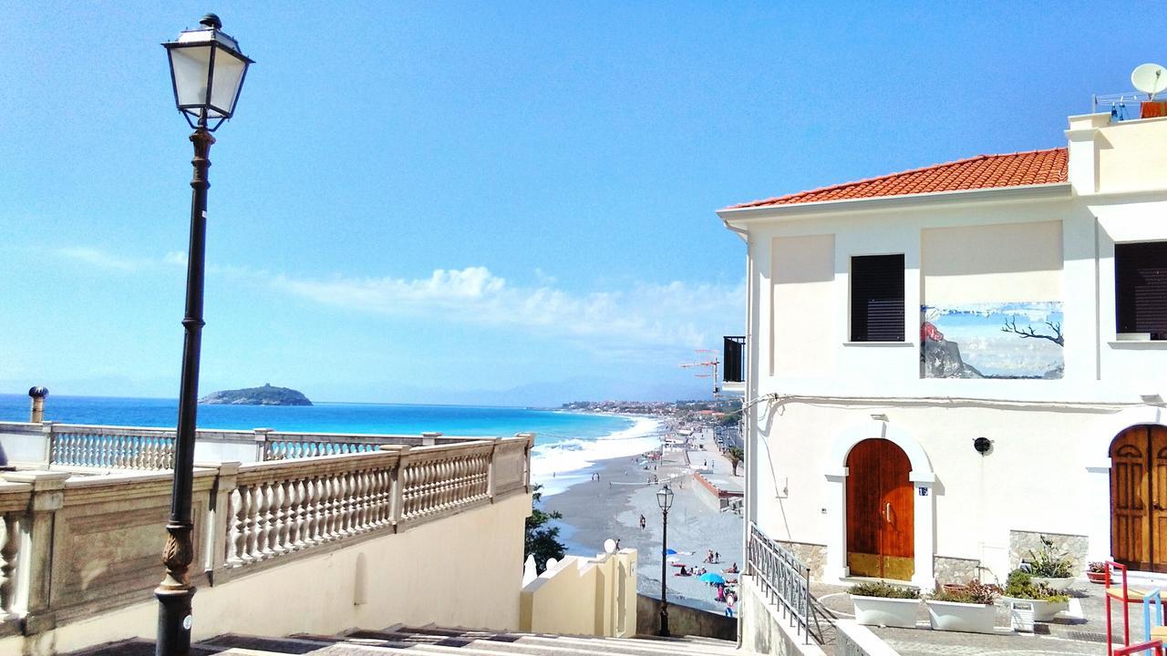Caletta Del Porto Bed & Breakfast Diamante Bagian luar foto