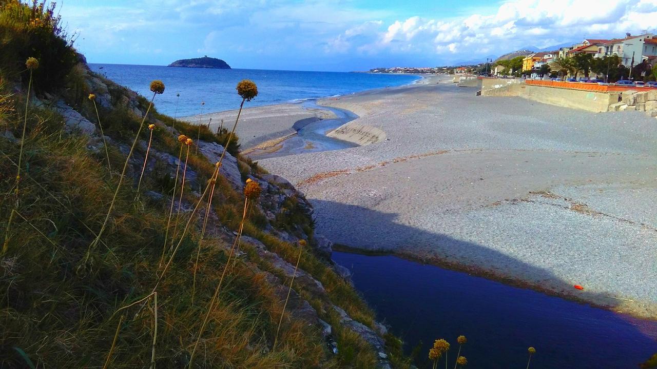 Caletta Del Porto Bed & Breakfast Diamante Bagian luar foto