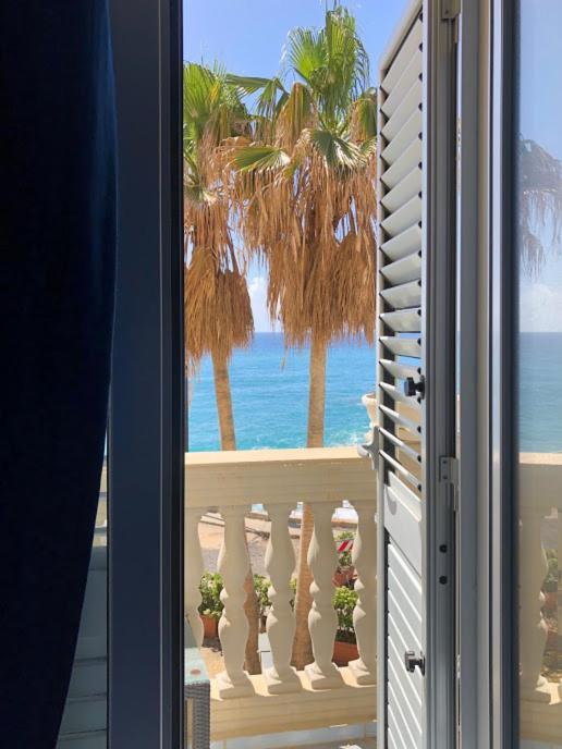 Caletta Del Porto Bed & Breakfast Diamante Bagian luar foto